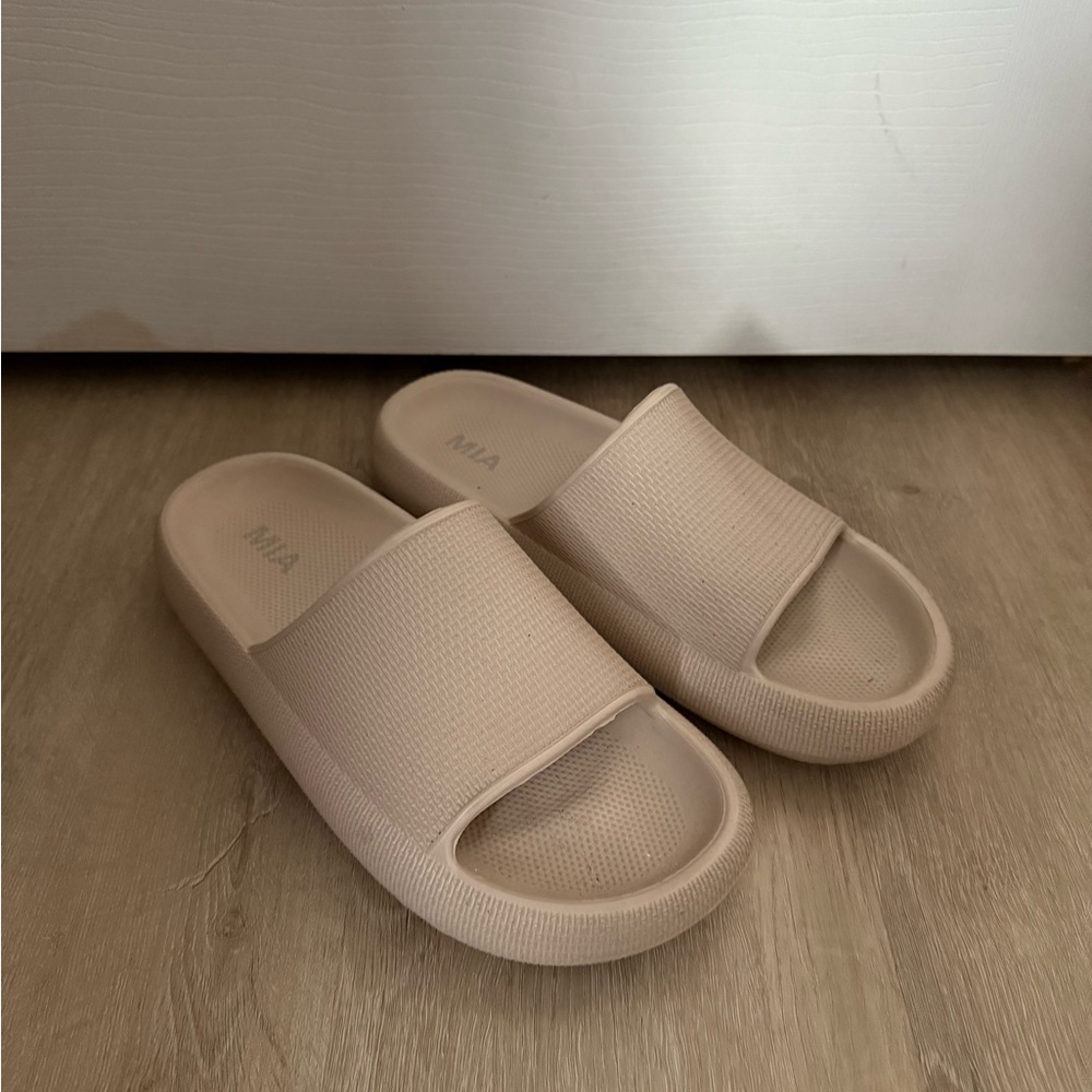 MIA Slide Sandals